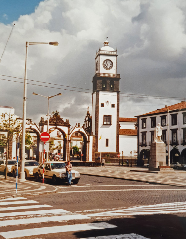 Ponta Delgada. Largo de Goncalo Velho Cabral ist der zentrale Platz von Ponta Delgada