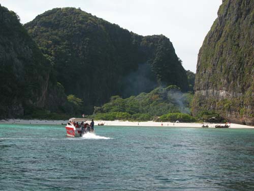 Thailand, Phi-Phi Islands, Phi-Phi Leh Island, Maya Bay, Khal Nok Island