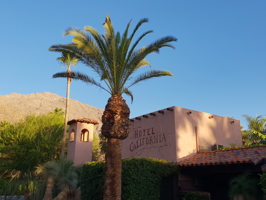 Hotel California - Palm Springs